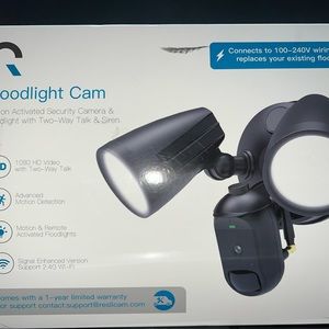 NWT Rreslicam Outdoor Motion Sensor Floodlight Camera,1080p Security Cam